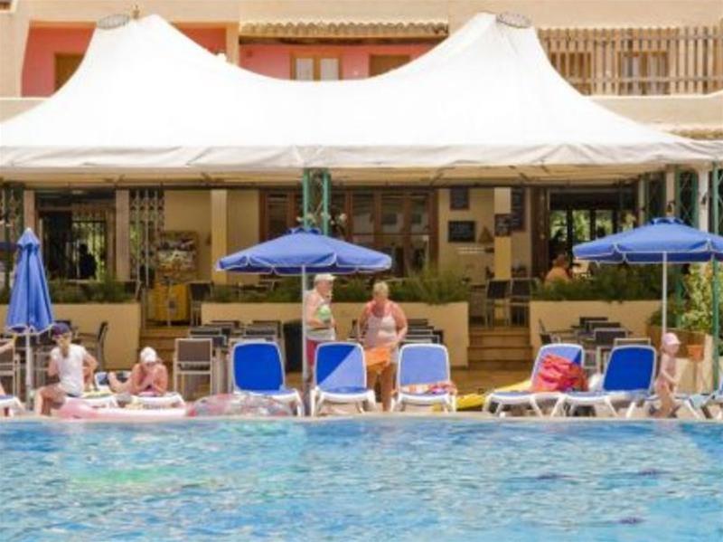 Globales Aparthotel Bouganvilla サ・コマ エクステリア 写真